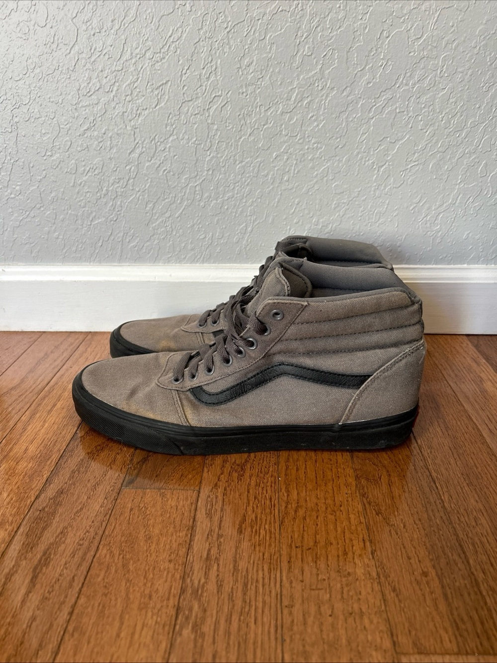 Vans Sneakers Old Skool Skate Shoes High Top Men’s Size 12 Gray